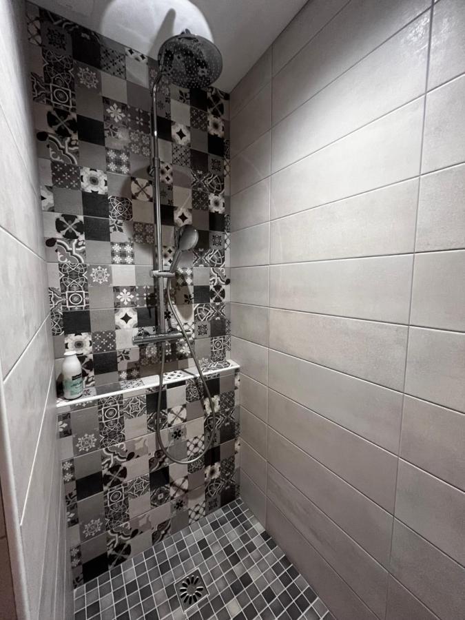 La Patafiole Appartement T2 Calme Elegant Pont-de-Barret Dış mekan fotoğraf